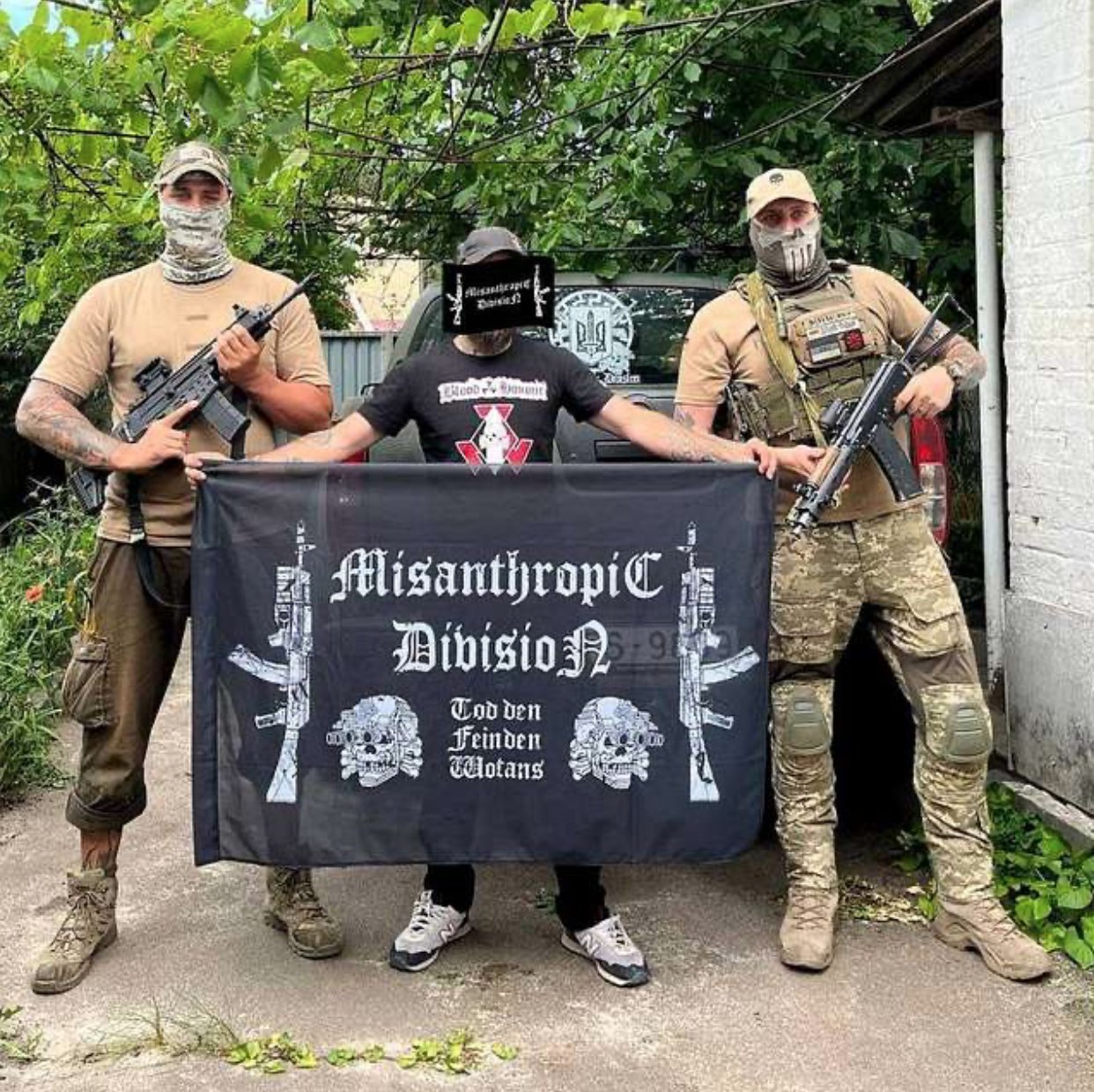 Members of the German Volunteer Corps with an alternative ve